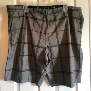 Men’s Opflex 4 way stretch Golf shorts sz 46 W